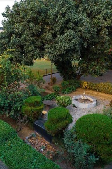A Mansion Otel Kashipur Dış mekan fotoğraf